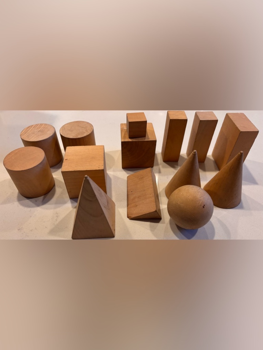 🌸 Wooden Geometric Solids Set - Natural Wood - Picture 3 of 4